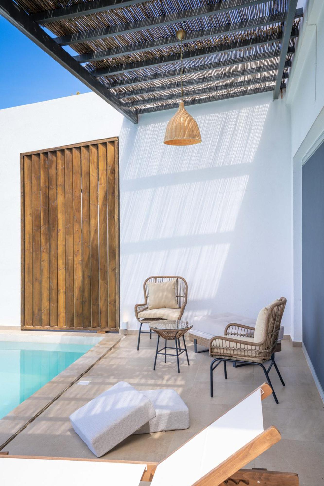 Mellamare Luxury Suites Athánion Exterior foto