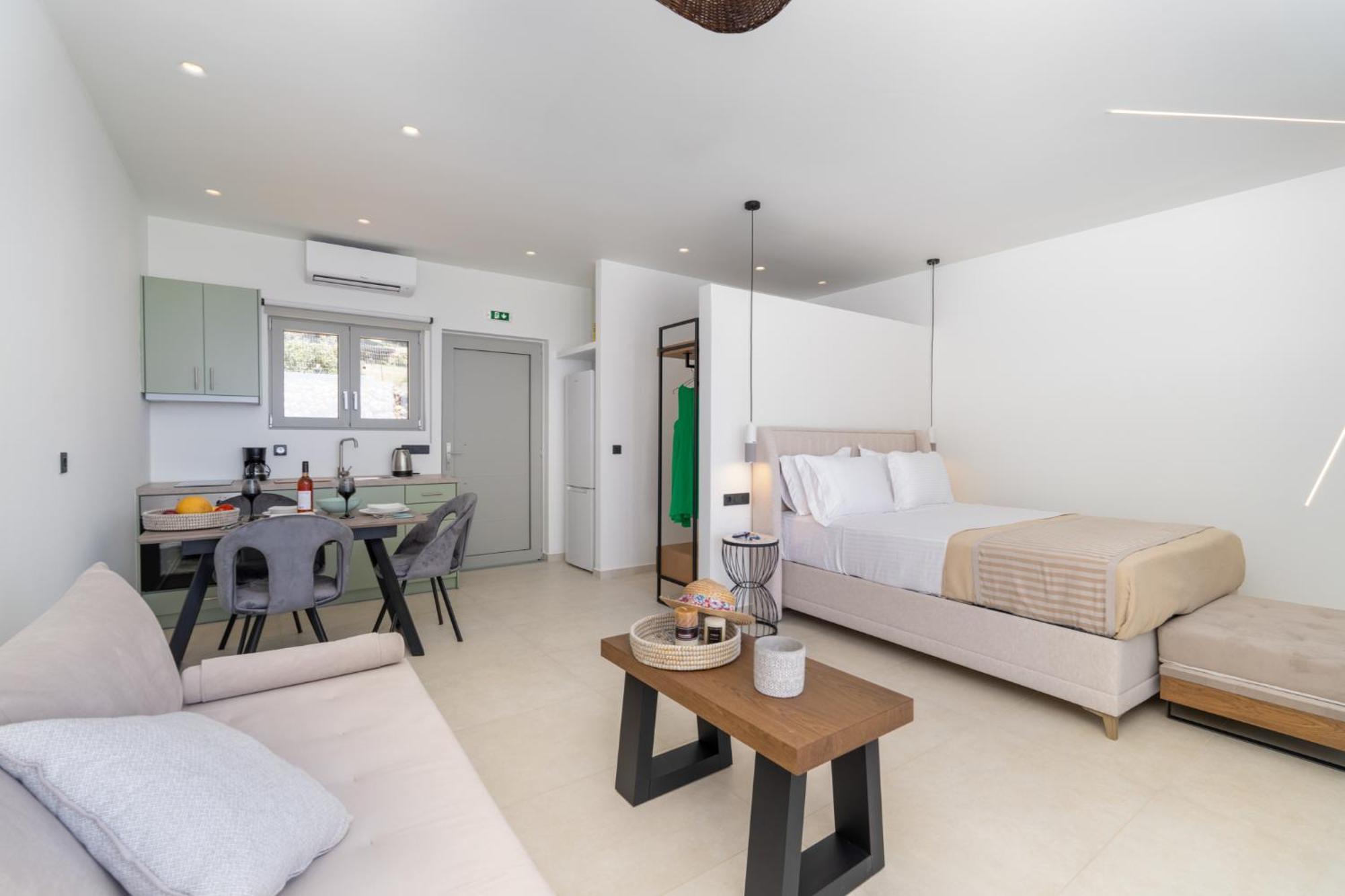 Mellamare Luxury Suites Athánion Exterior foto