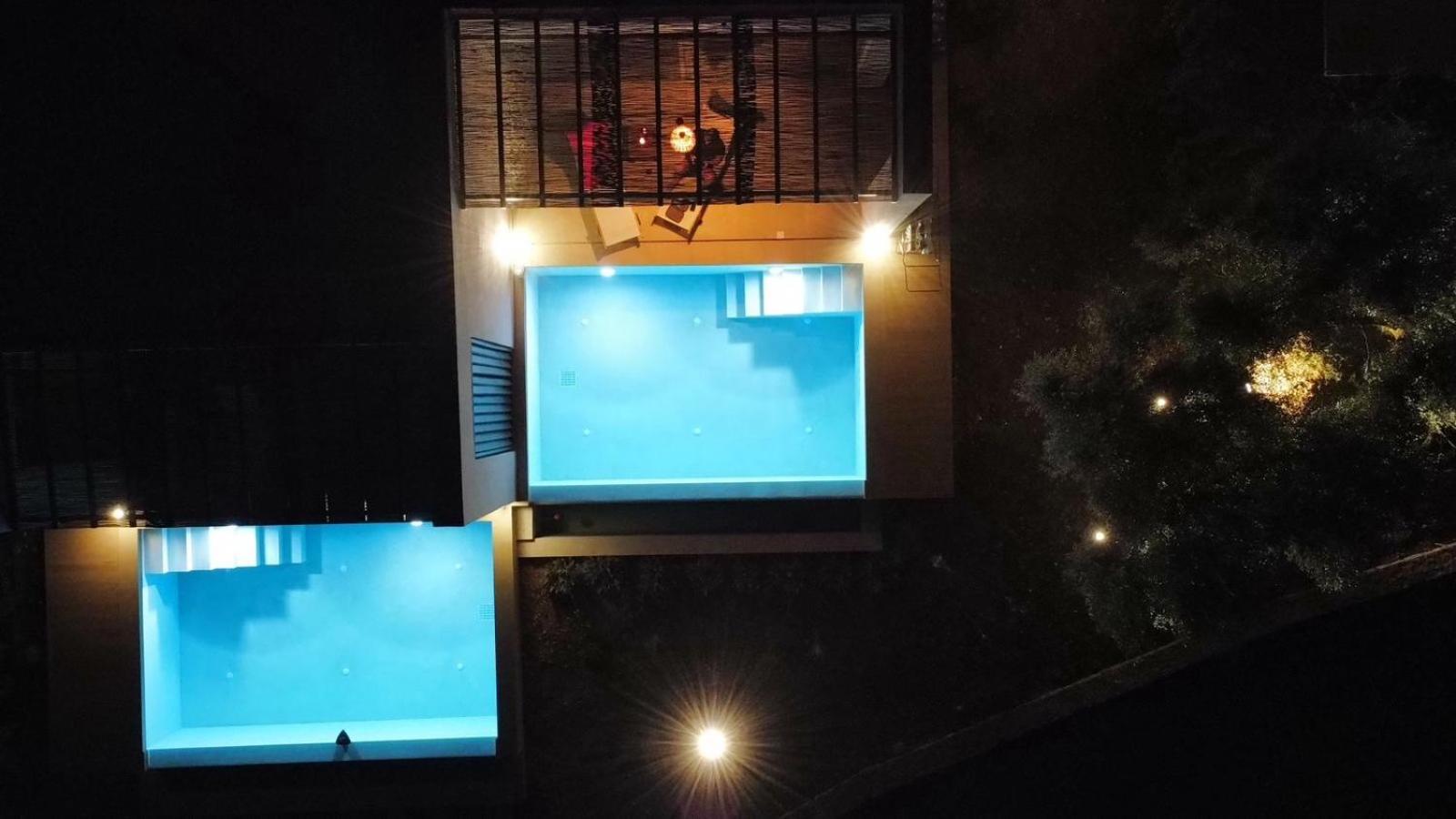 Mellamare Luxury Suites Athánion Exterior foto